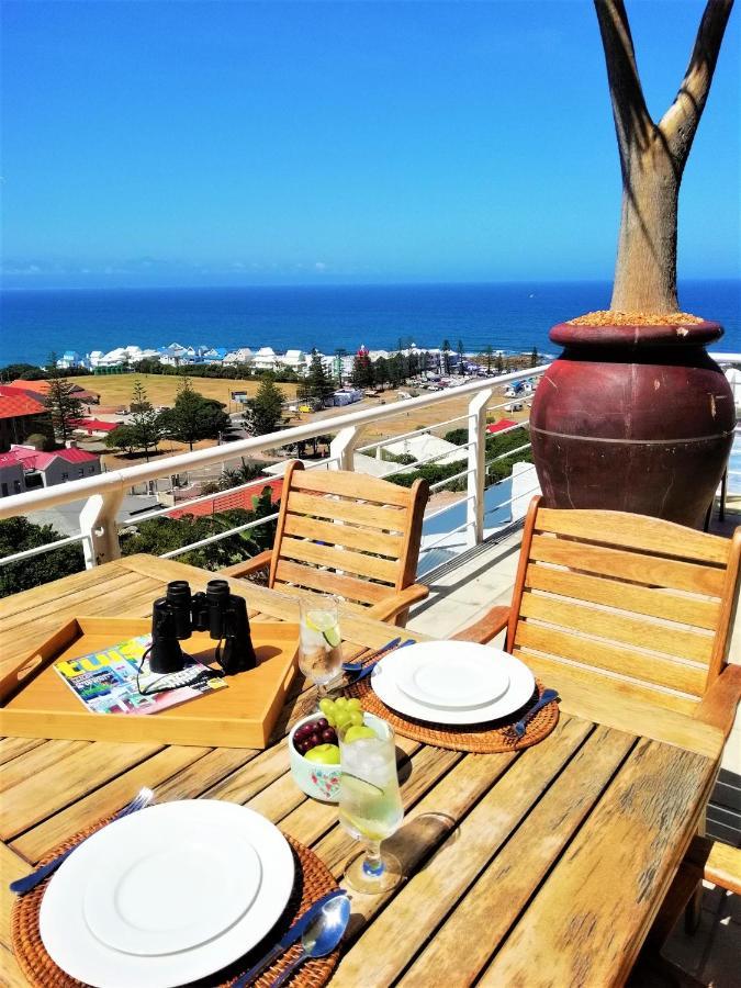 4 On Montagu Accommodation Моссел-Бей Екстер'єр фото